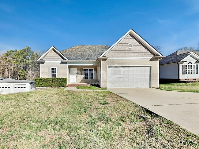 Building Photo - 24 Lakewood Ct NW