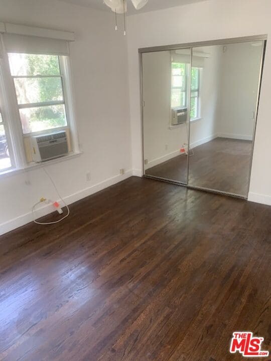 Building Photo - 312 S Reeves Dr