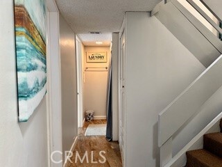 Building Photo - 872 Sierra Vista Dr