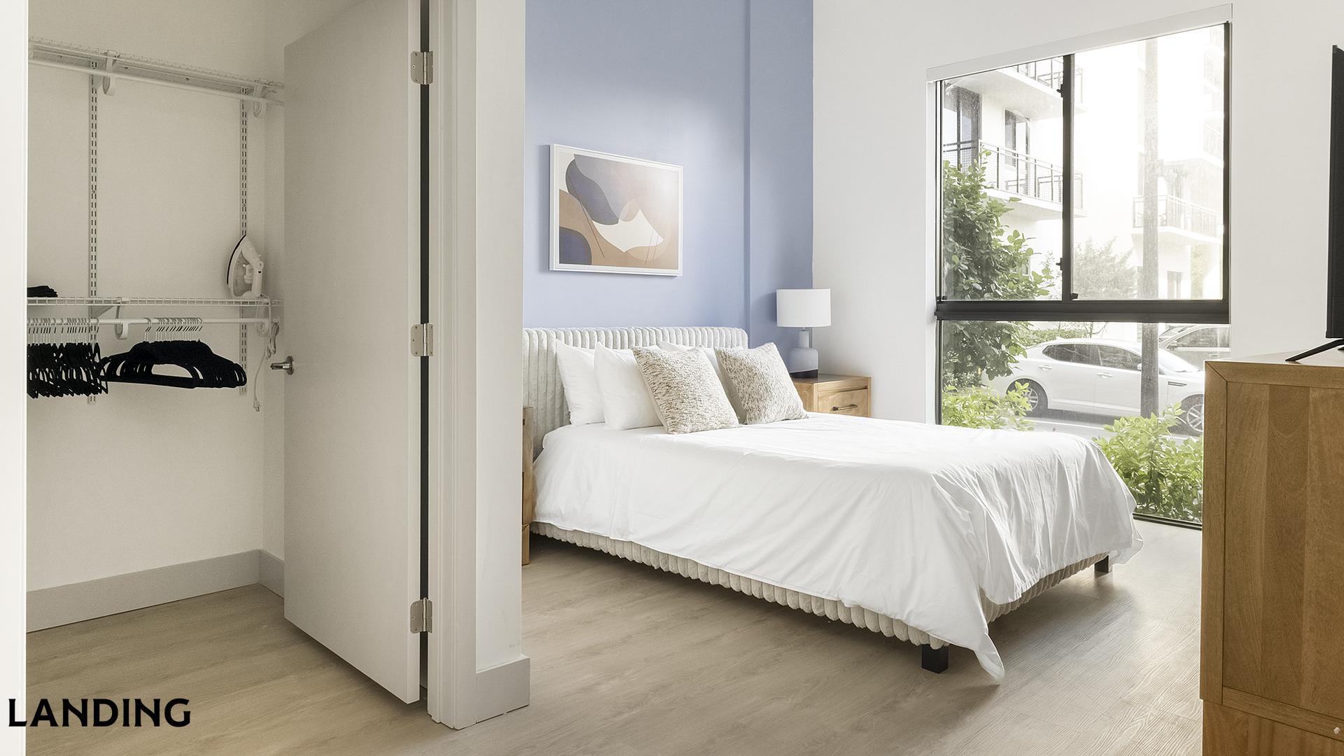 Building Photo - 1155 NE 126th St