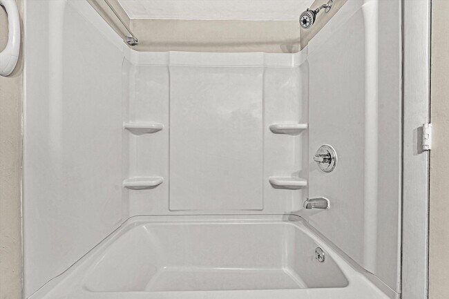 Building Photo - 5260 Crossbow Cir