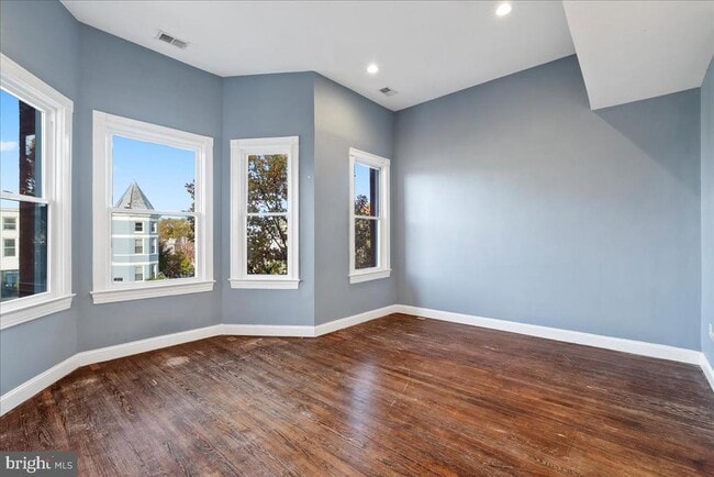 Building Photo - 2033 North Capitol St NE