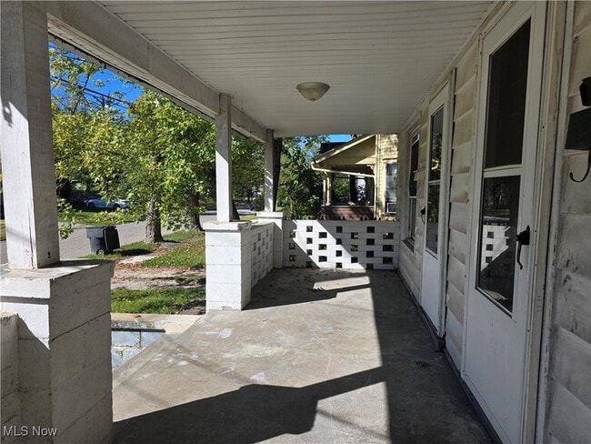 Building Photo - 846 Hunter St NW