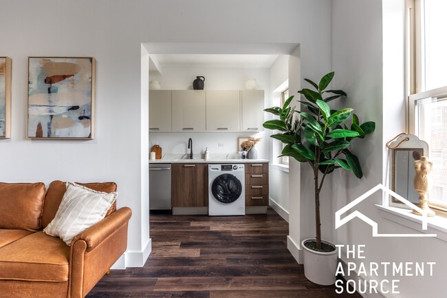 Building Photo - The Andy