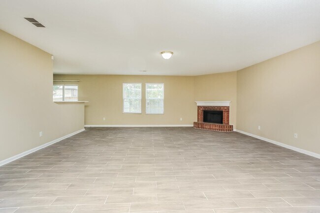 Building Photo - 9996 Chariden Dr
