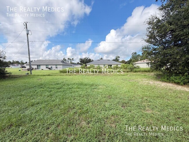 Building Photo - 16124 SW 23rd Court Rd