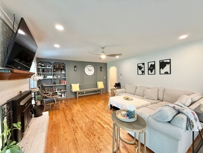 Building Photo - Stunning *4BD, 3BA North Raleigh Home on a...