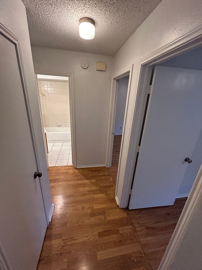 Building Photo - 3702 Bond St