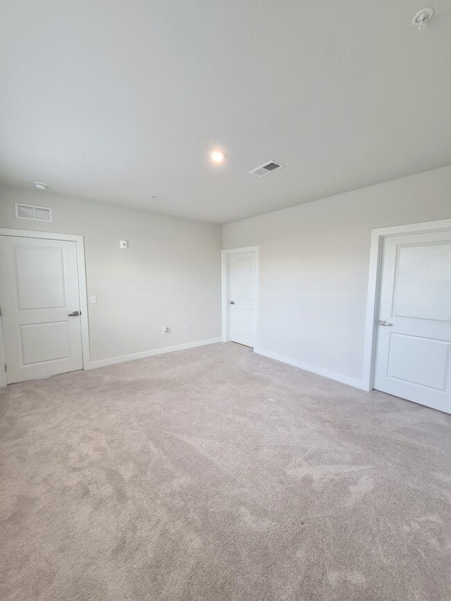 Building Photo - 3700 Maze Runner Dr