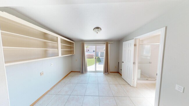 Building Photo - 6145 Mary Ln Dr