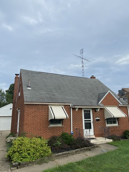 Primary Photo - 406 Vince Ave NW