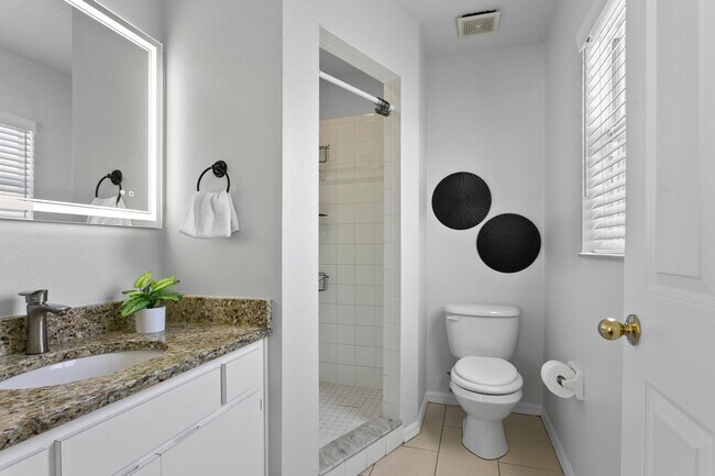 Building Photo - Ditch the Dorm – This Is How Tampa Lives