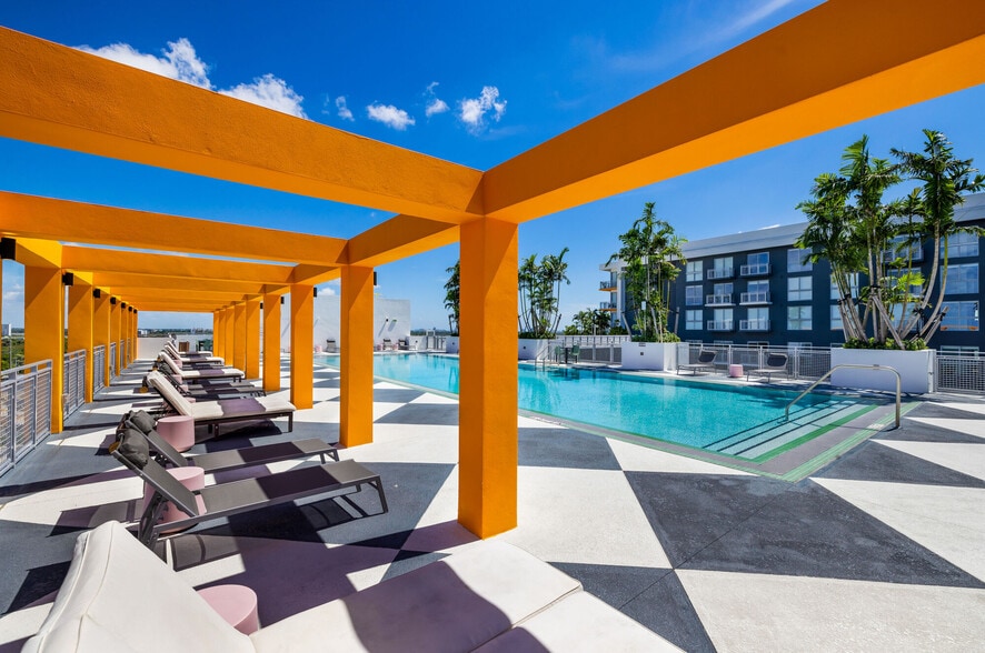 Primary Photo - The Julia Residences