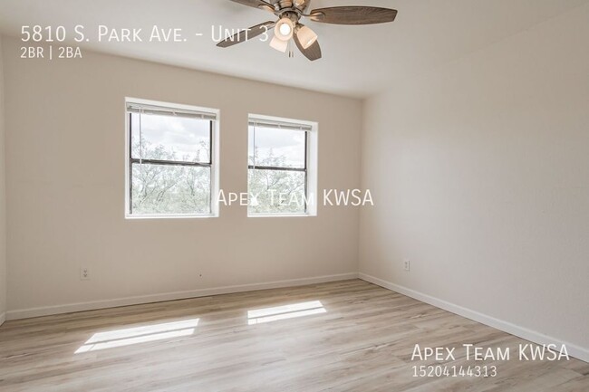 Building Photo - $1150- 2 Bed | 1.5 Bath Townhome Unit with...