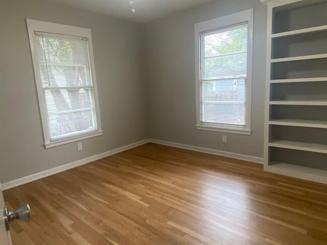 Building Photo - 1818 S 39th St