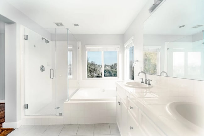 Building Photo - 25357 Avanti Ct