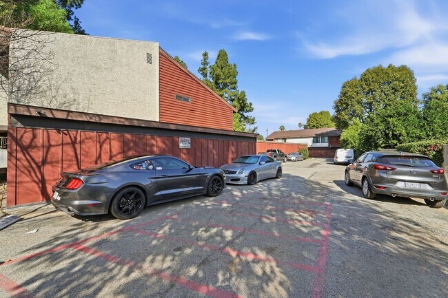 Building Photo - 7135 Firmament Ave