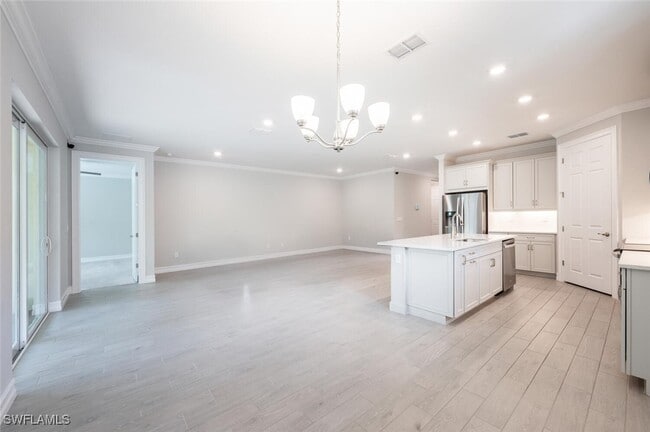 Building Photo - 388 Grace Bay Ln