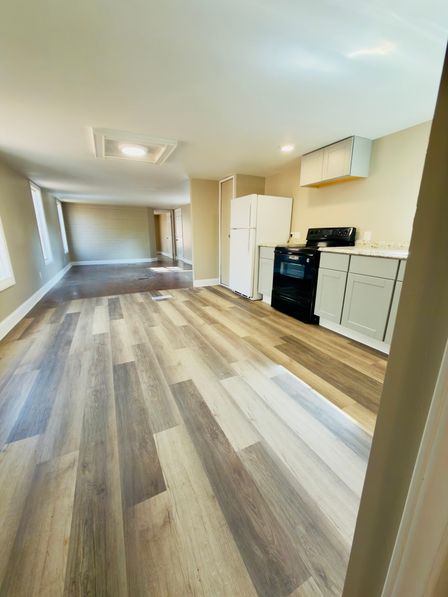 Building Photo - 54 Mountain Crst MHP Dr