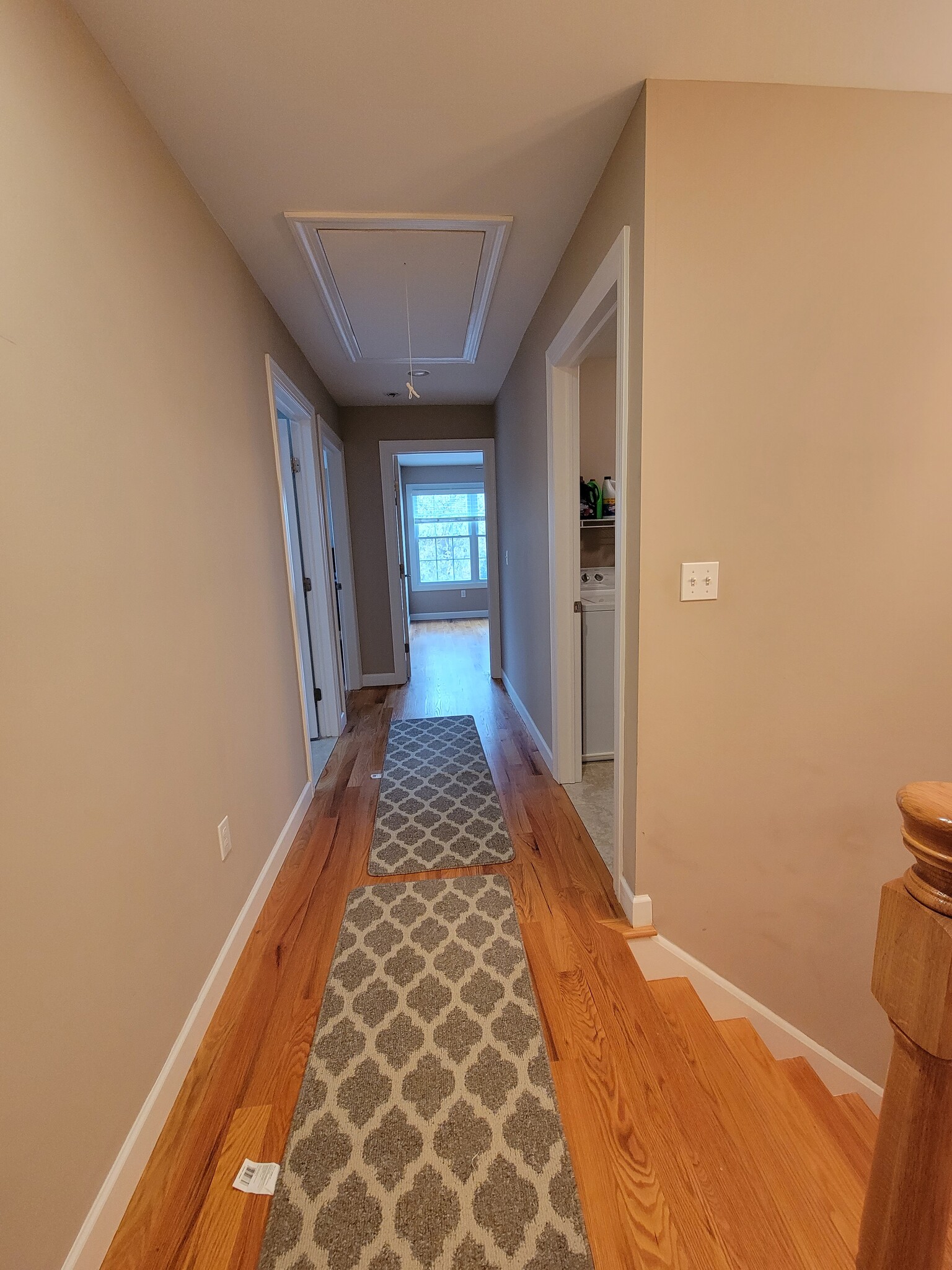 Fl#2 Hallway - 21 Spencer Pl