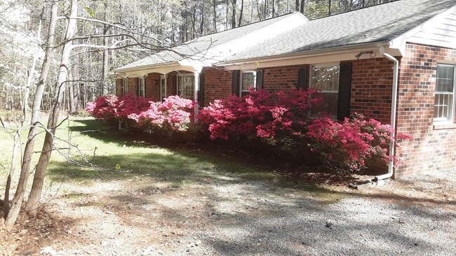 Primary Photo - 3 Bedroom 2 bath Brick Ranch on 7.9 Acres ...