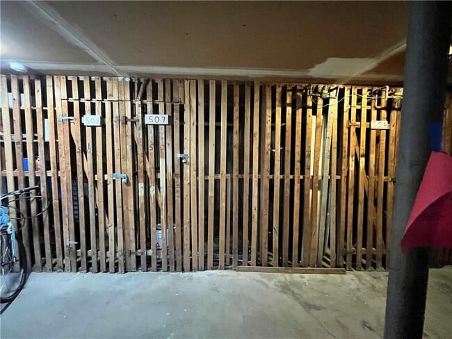 Building Photo - 70 Carroll Ave