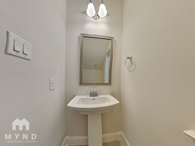 Building Photo - 3105 Damsel Sauvage Ln