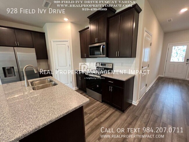 Building Photo - Newly Built 3 Bedroom 2.5 Bath, 2 Story Mo...