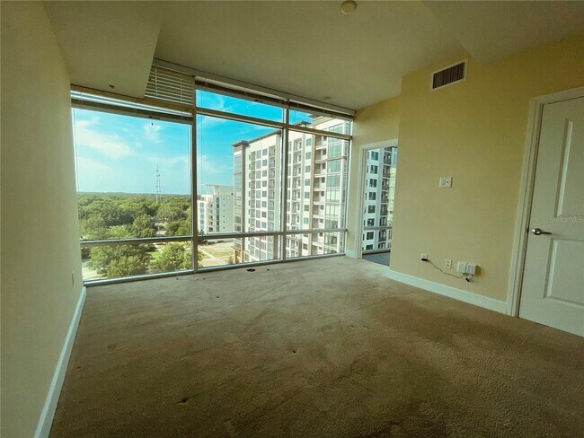 Building Photo - 101 S Eola Dr