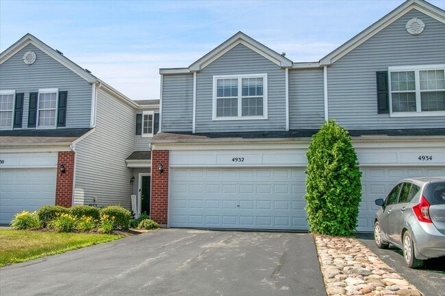 Primary Photo - 4932 Montauk Dr