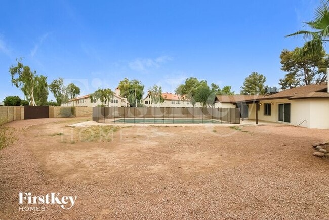 Building Photo - 3350 S George Dr