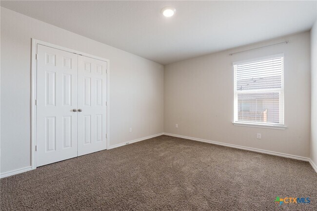 Building Photo - 118 Ayla Marie Dr