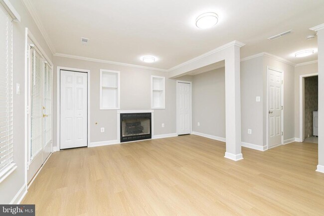 Building Photo - 6327 Cider Barrel Cir