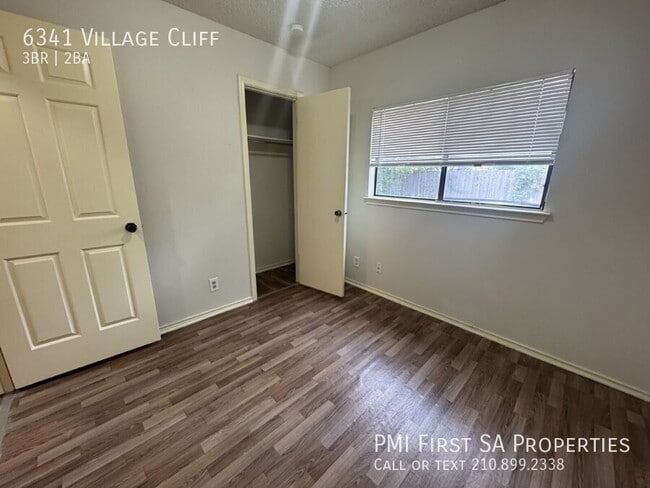Building Photo - 6341 Village Cliff