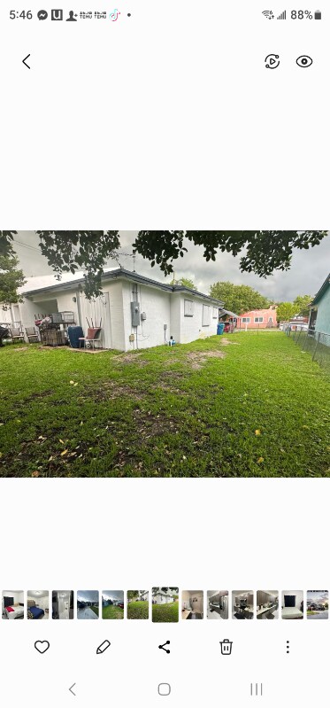 Building Photo - 1998 NW 47th St