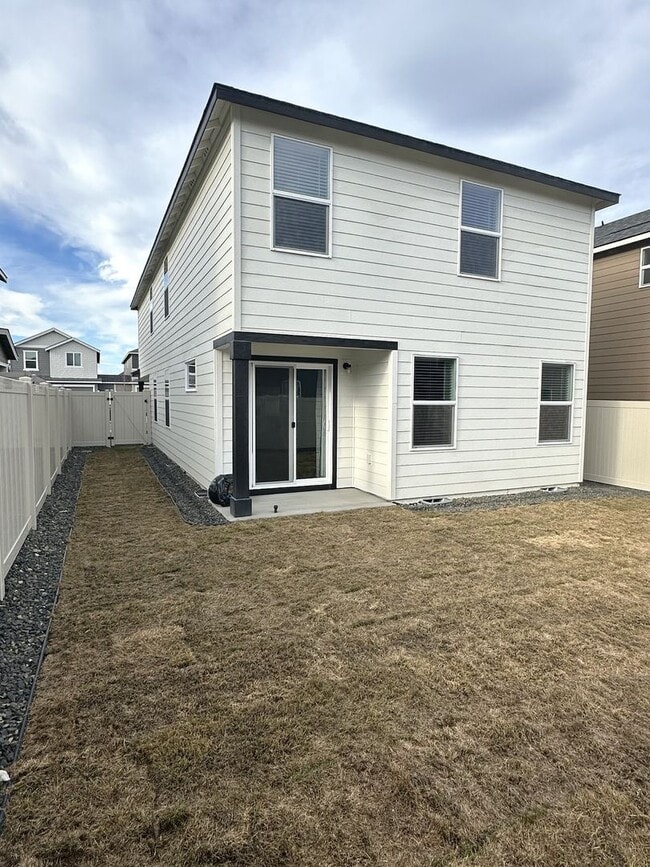 Building Photo - Brand new Kennewick home for lease!