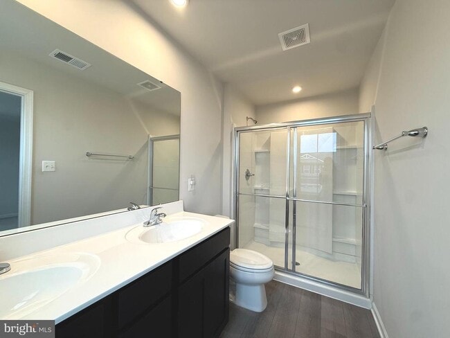 Building Photo - 285 Sanctuary Dr