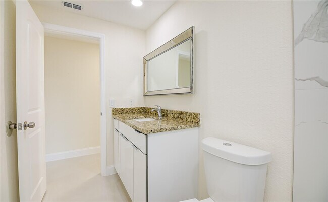 Building Photo - 3105 18th St