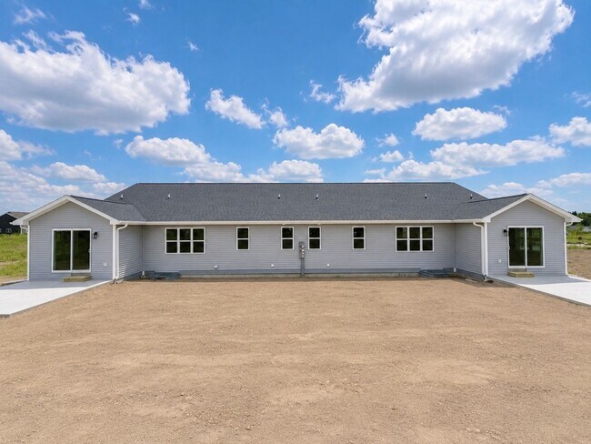Building Photo - Luxury New Construction Executive Duplex in Greenville