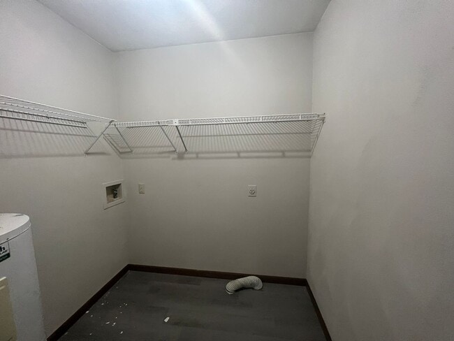 Building Photo - Coming soon! West End rental!