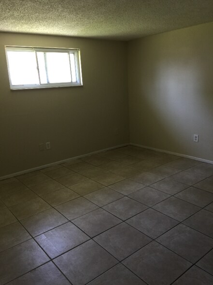 Building Photo - 5712 Quist Dr