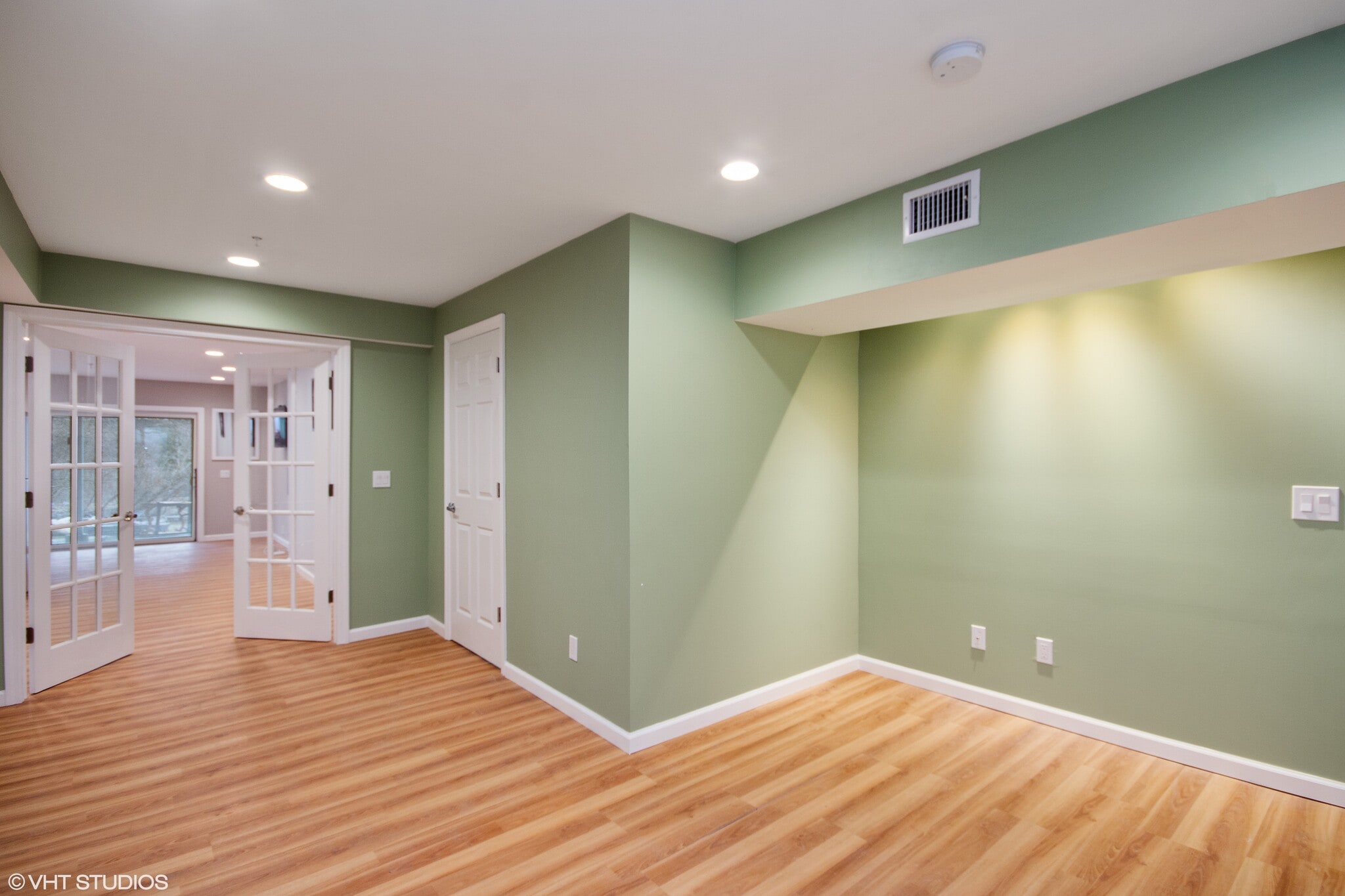 Lower Level - 275 croton dam road