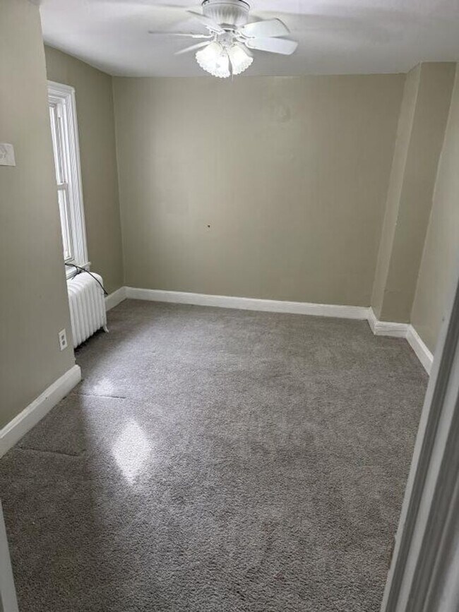 Building Photo - 457 N Pitt St