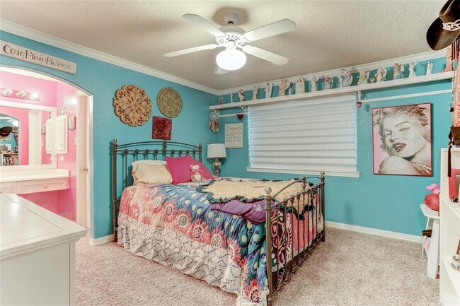 Building Photo - 1706 Country Squire Dr