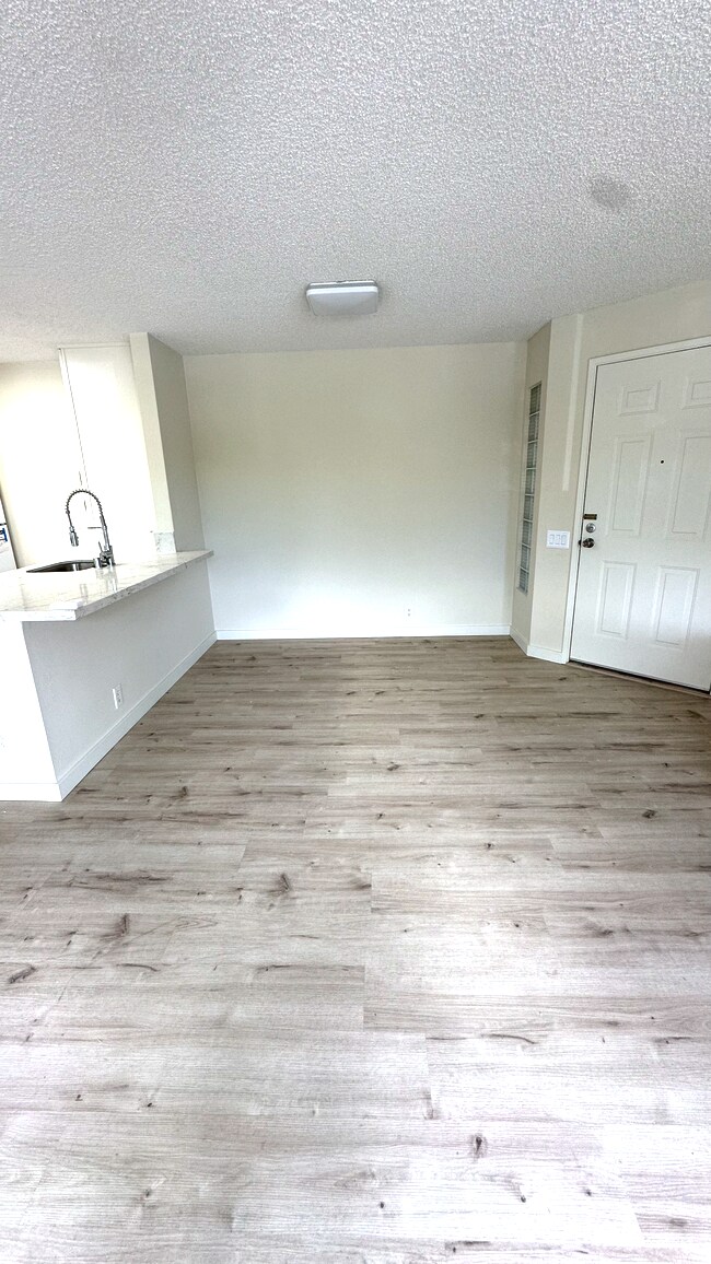 Dining area - 91-238 Hanapouli Cir