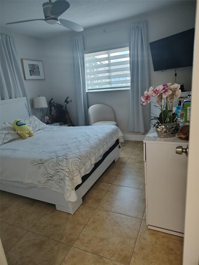 Building Photo - 10358 NW 128th Terrace