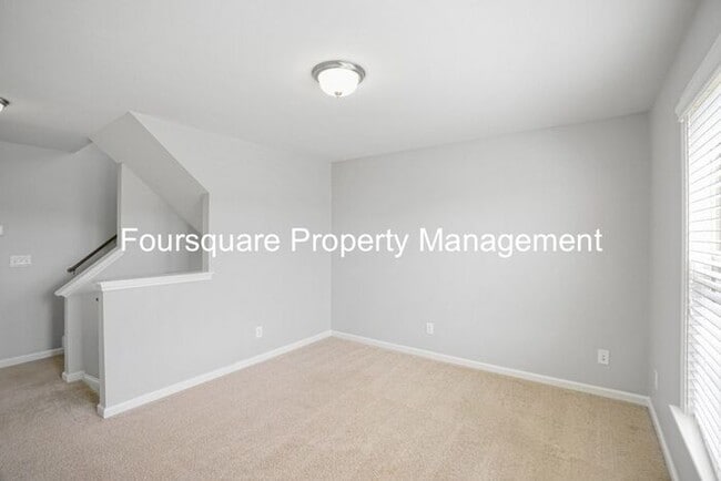 Building Photo - Inviting 3-Bed Single-Family Home with Bonus Room, Fenced Backyard & 2-Car Garage – Holly Springs