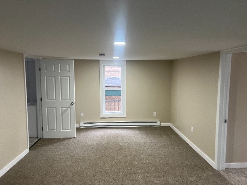 Building Photo - 205 E 2nd St