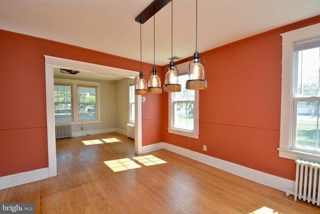 Building Photo - 8609 Oxon Hill Rd