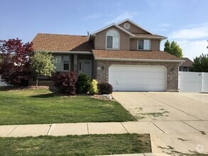 Building Photo - 2820 W 1425 N